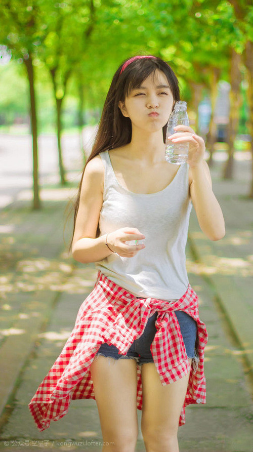 爱游戏电竞官网-西亚卡姆半场得分破二十状态火热，西亚卡姆2021集锦