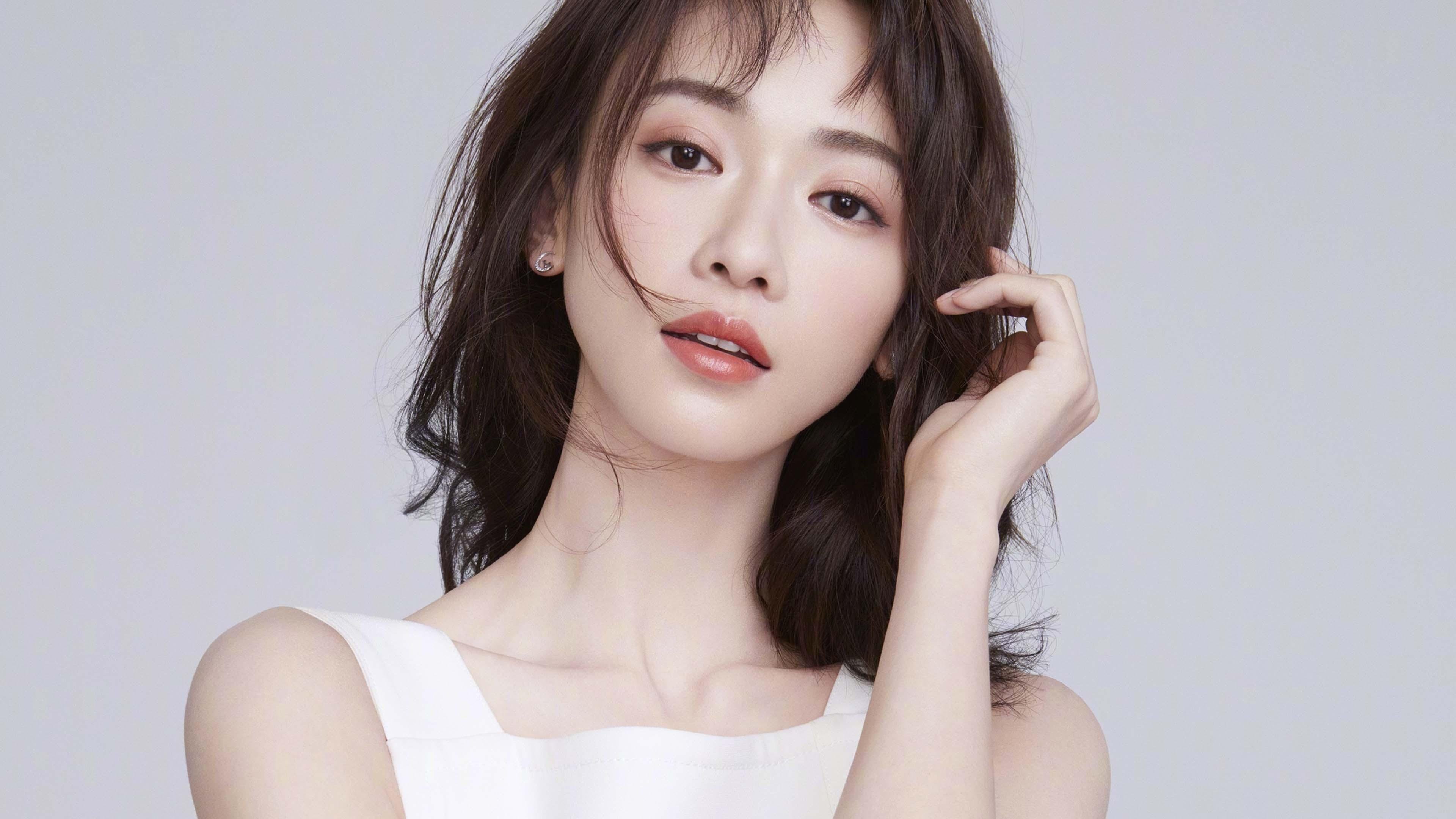 AYX体育-中超8月颁奖 蓉城主帅锋霸荣获最佳奖，成都蓉城替补中超